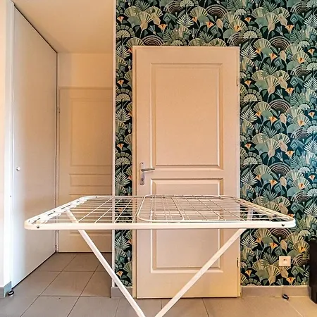 Le Venissieux-spacieux 4 Pers Avec Balcon Parking Vénissieux