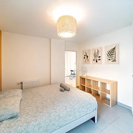 Le Venissieux-spacieux 4 Pers Avec Balcon Parking Vénissieux